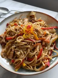TAVUKLU NOODLE